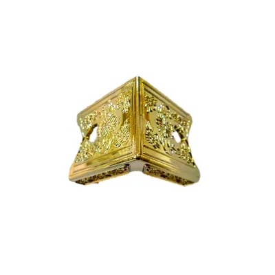 Coffin corner 6218 corner clips in gold color
